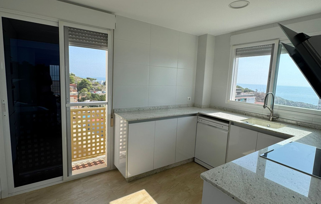 Chalet frente al mar