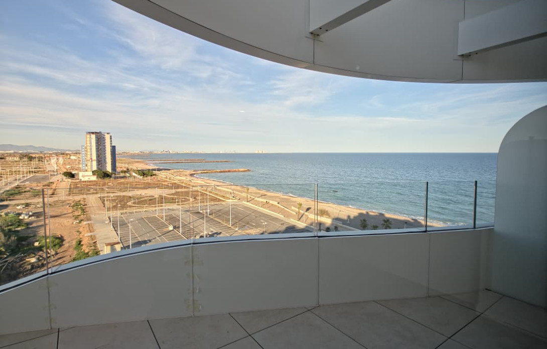 Ático frente al mar